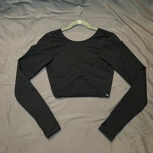 Long sleeve crop top